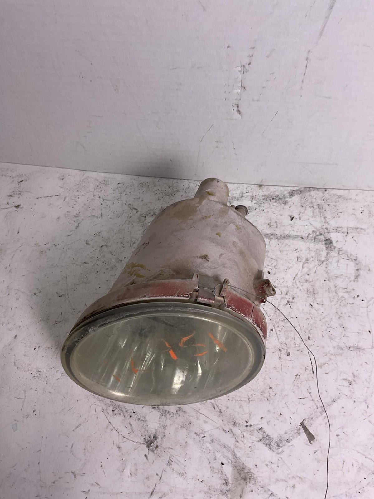 Fog/mark/park/turn Light/lamp TOYOTA TUNDRA Left 00 01 02 03 04 050